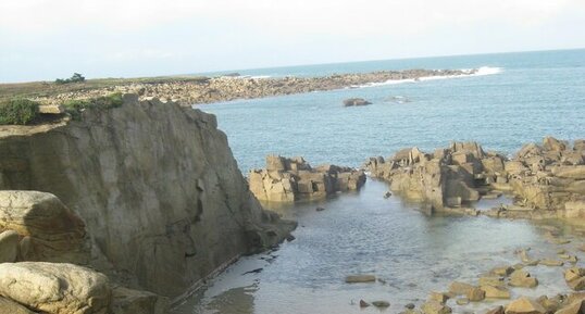 Carrière de Granite Gris de l'ïle Grande