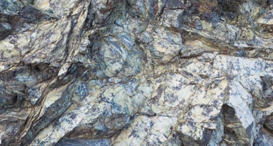 Corse - Lugo di Nazza - Serpentinites