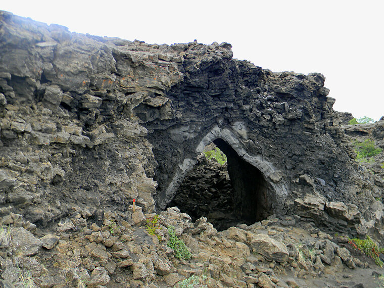 Dimmuborgir tunnel de lave